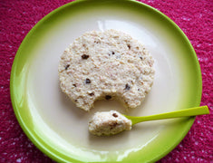 Cookie crudo stracciatella e psillio con gocce di cioccolato