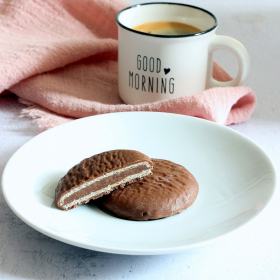Wafer proteico al cioccolato farcito di crema al cacao e nocciole SG