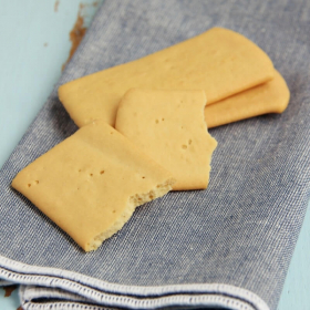 Bolachas de água e sal simples proteicas