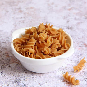 Pasta rica em proteínas Fusilli saqueta individual de 30g