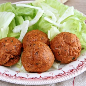 Bolinhos hiperproteicos estilo falafel